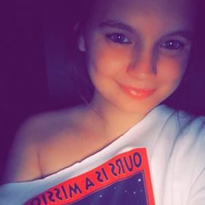 Meet your Posher, Kendra